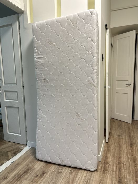 Матрас безпружинний 90x200 DREAMZONE