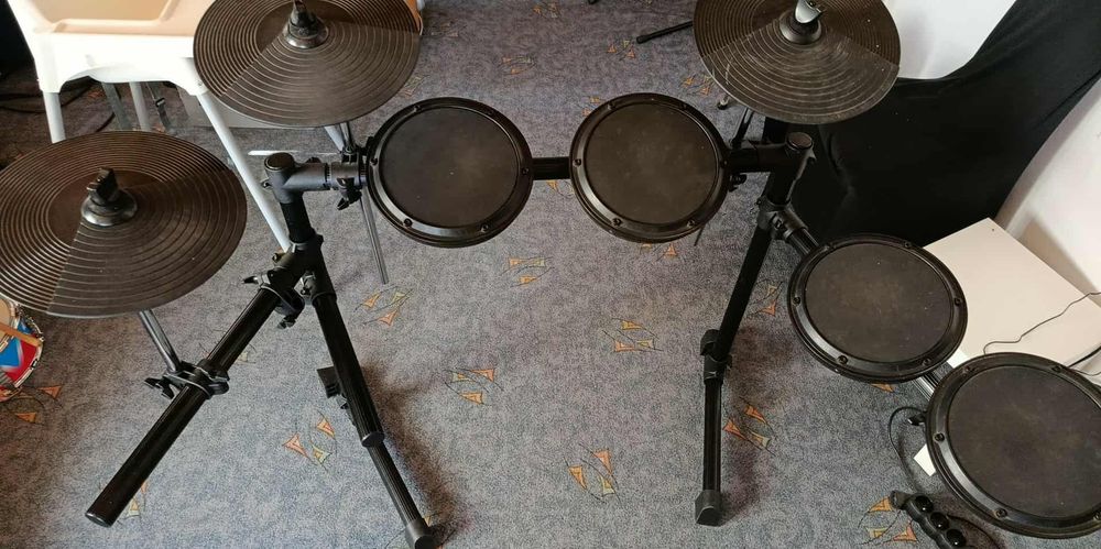 Pad Alesis Behringer gumowy perkusja elektroniczna pd cy tom talerz