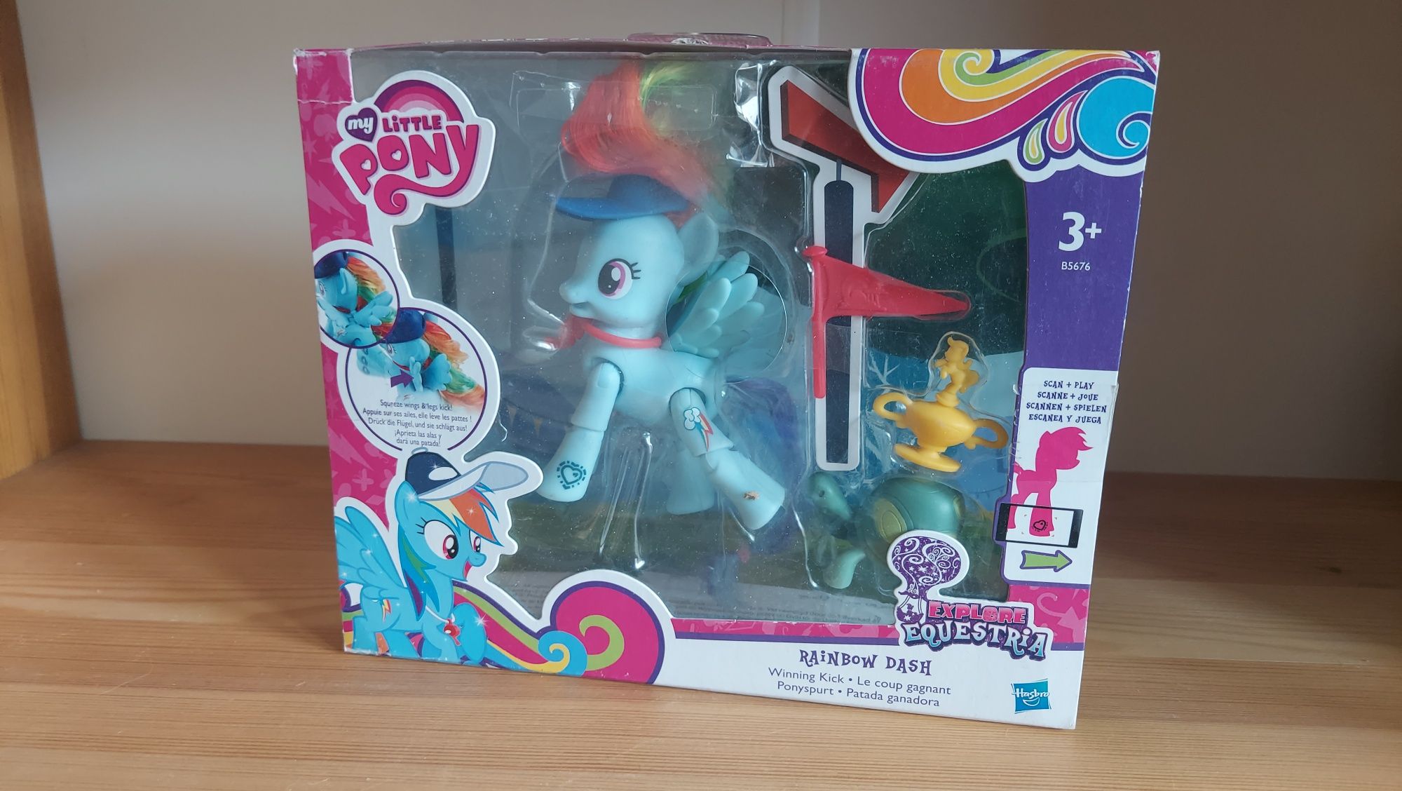 My Little Pony - Explore Equestria - Rainbow Dash