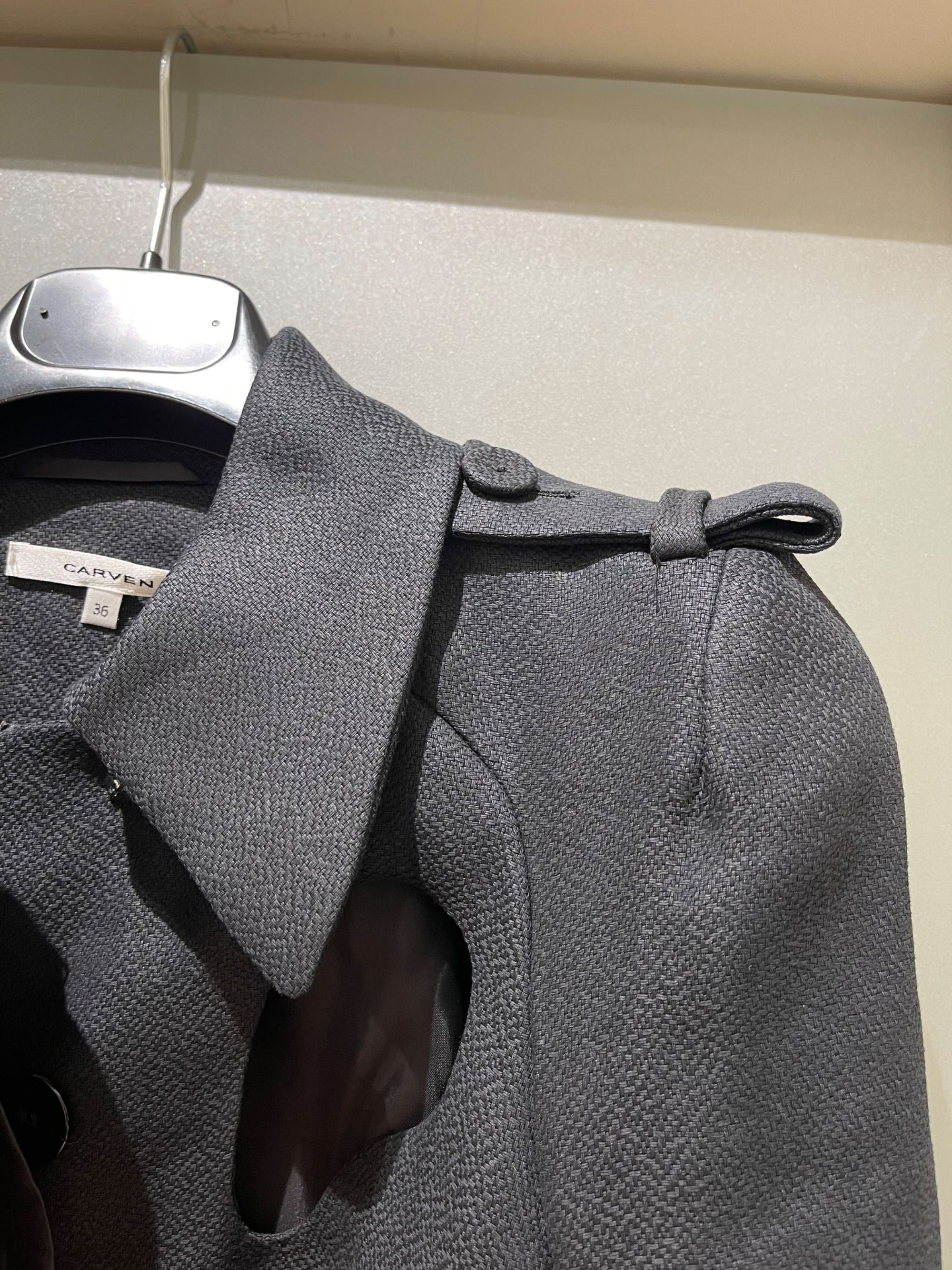 Пальто легкое Carven