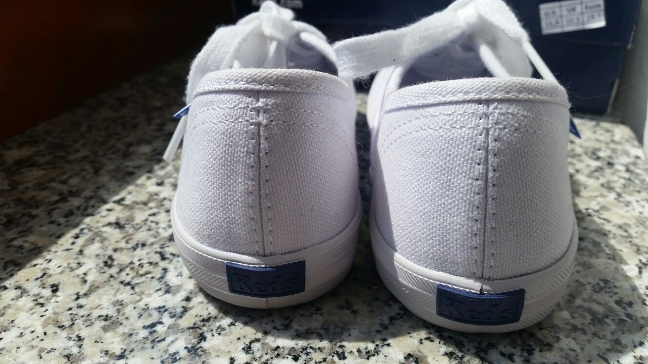 Białe tenisówki trampki Keds rozmiar 28