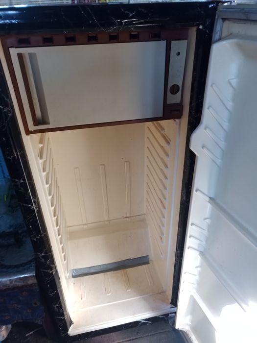 Продам холодильник бу