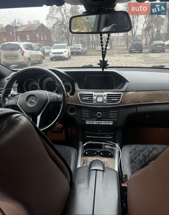 Mercedes-Benz W212 Е250