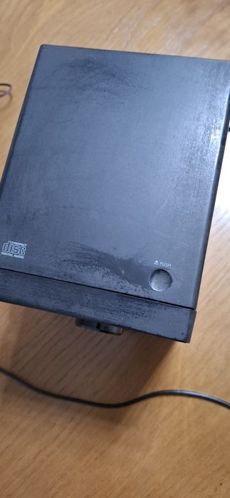 JVC wieża z dwoma głośnikami