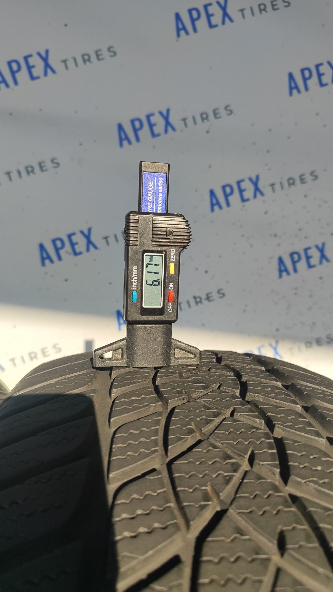 Шини Goodyear зимові 225/55 R16 225*55 16 ultragrap performance