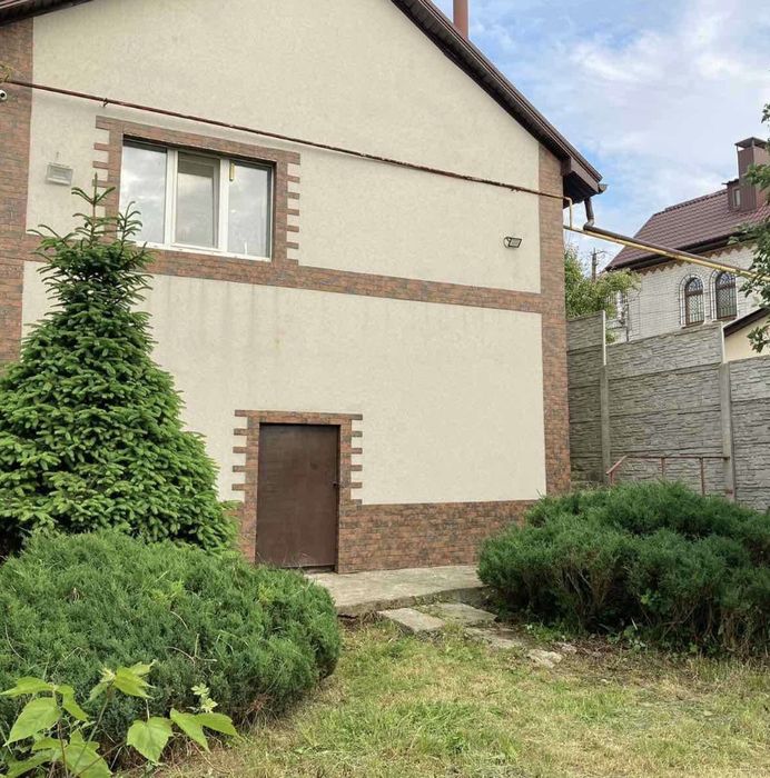 Продам дом центр пр. А. Поля рядом парк