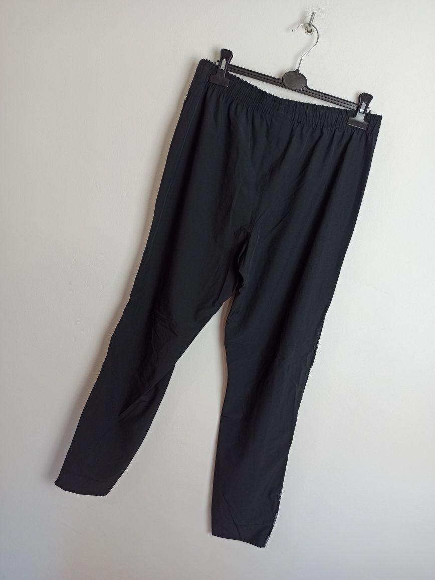 New Balance spodnie dresowe damskie M,