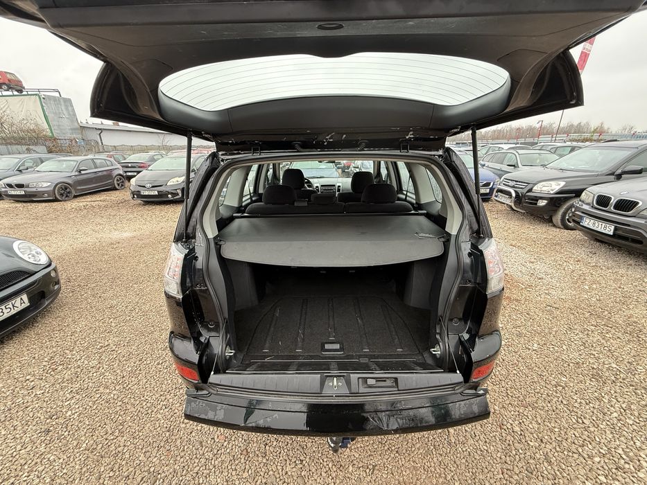 Na Sprzedaż Mitsubishi Outlander 2.0D/4x4/hak/bez rdzy/nowe koła/zamia