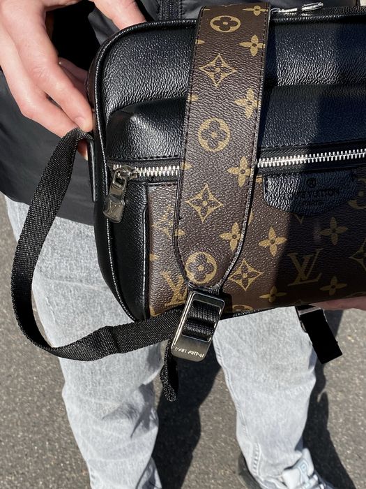 Мужская сумка Louis Vuitton чоловіча сумка бананка барсетка месенджер
