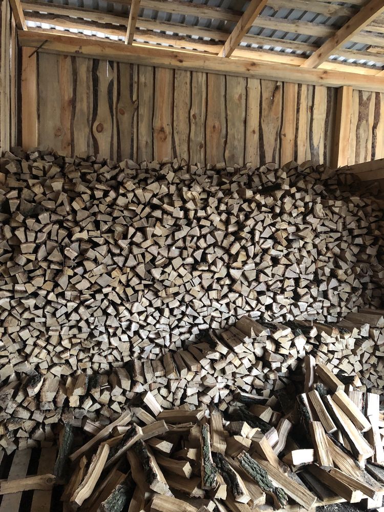 Продаємо дрова дуб,акація,береза,сосна