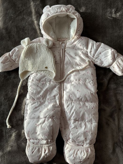 Зимовий костюм Gap та шапка