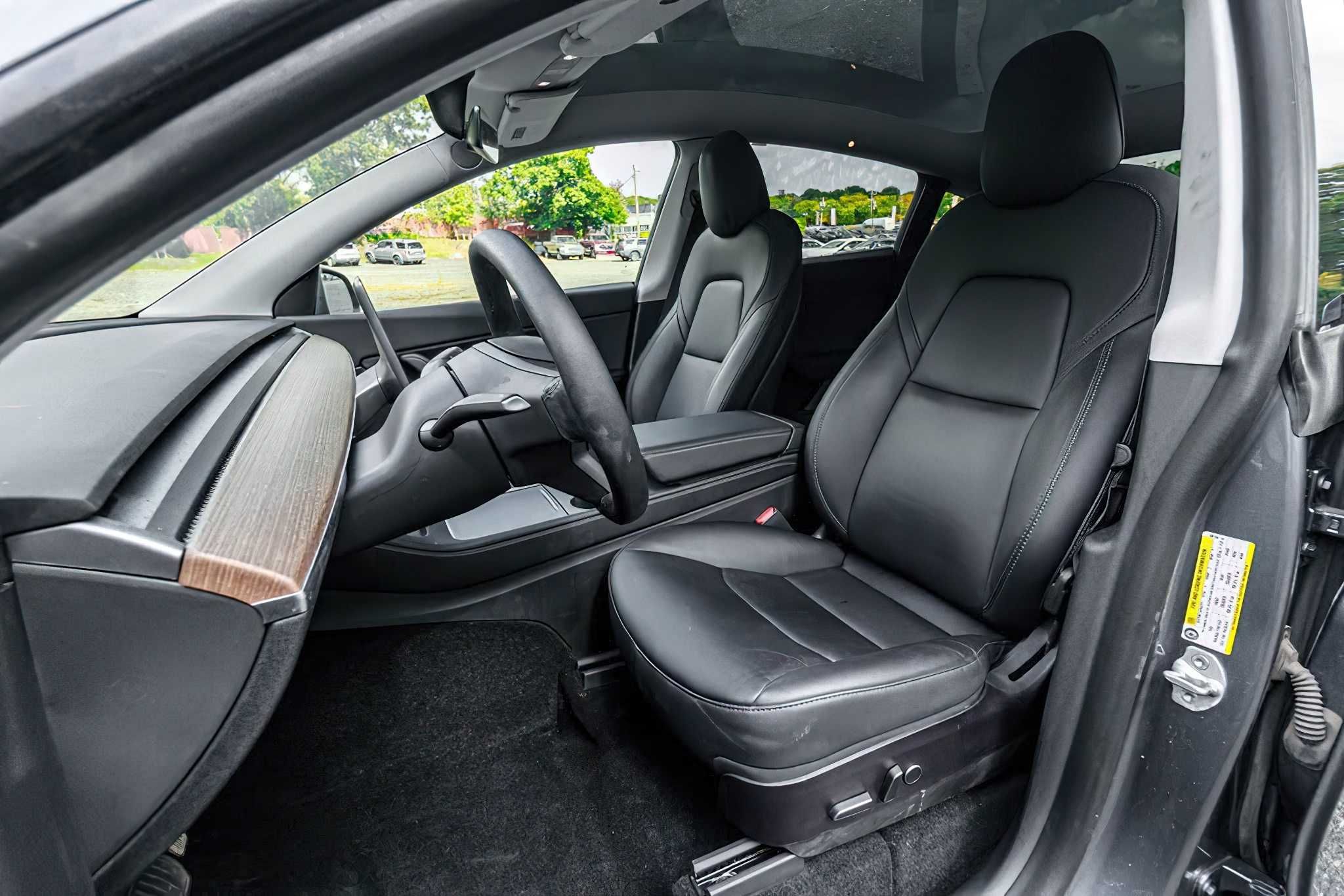 Tesla Model Y Long Range 2023