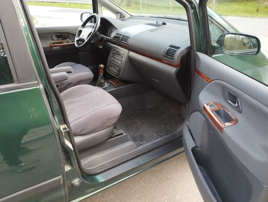 Volkswagen Sharan 1.8T 6 biegów 7 osób 150 KM