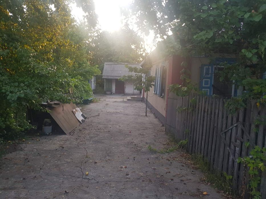 Продам ДОБРОТНИЙ будинок с.Рокитне( передмістя КРЕМЕНЧУКА,до 10 км)