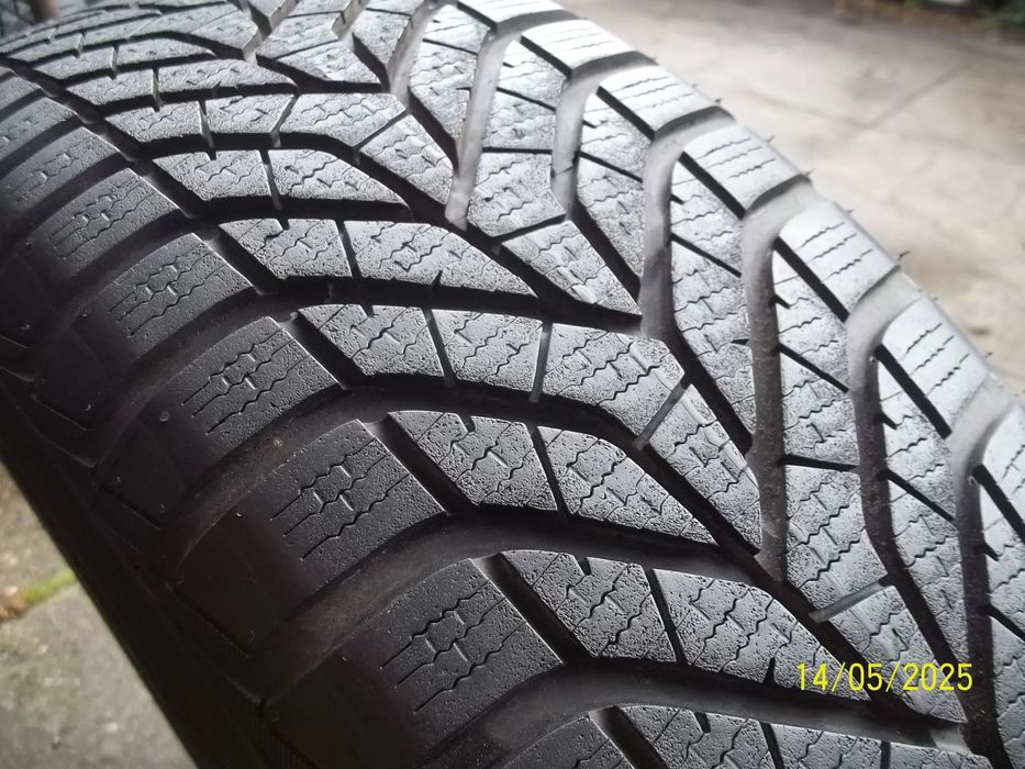 205/60 R16 YOKOHAMA 7mm. Poznań_Montaż