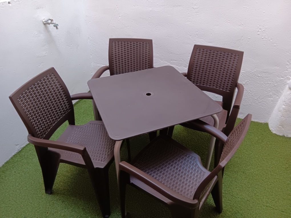 Apartamento T1k a Professores