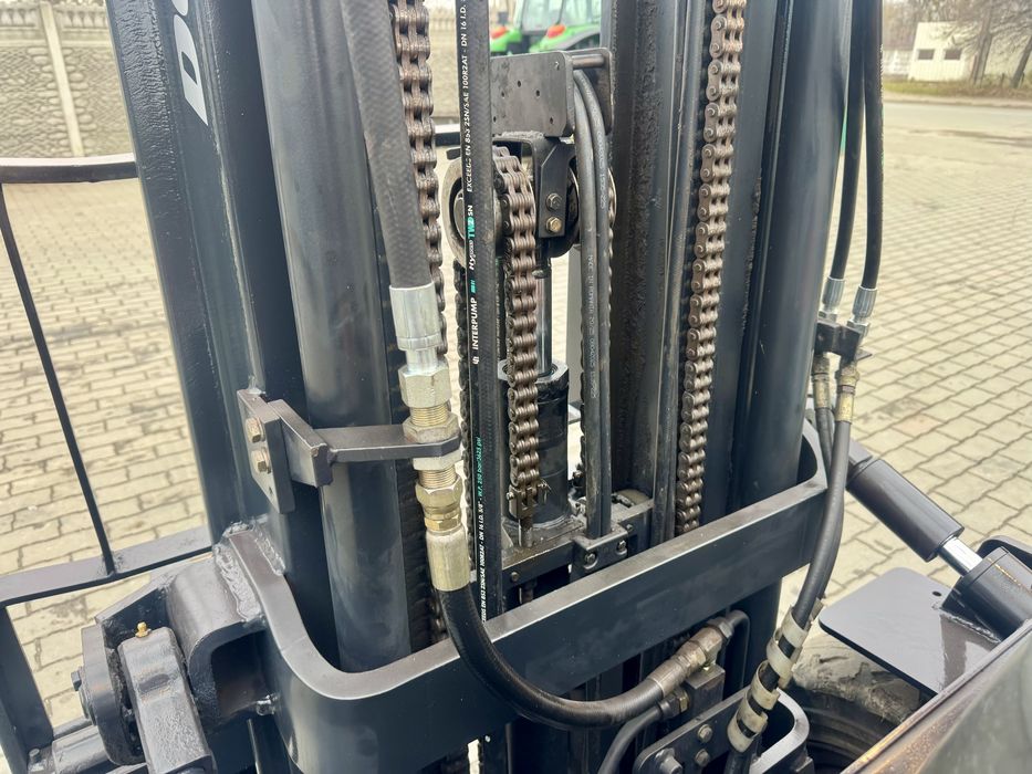 Навантажувач Doosan D30C Дизель Погрузчик