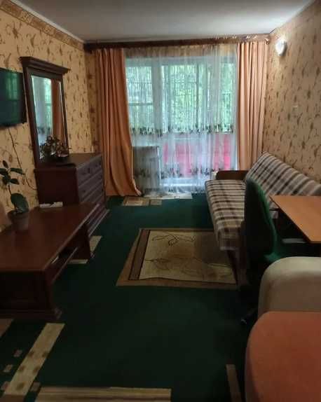 Продам 1 комнатную квартиру Довженко