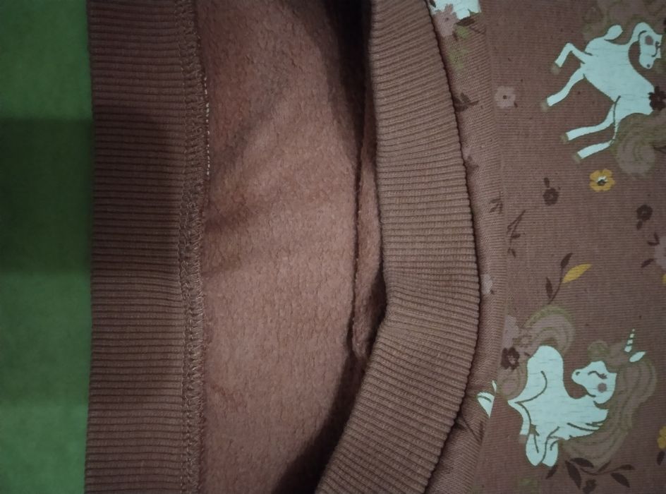 Теплі речі на дівчинку