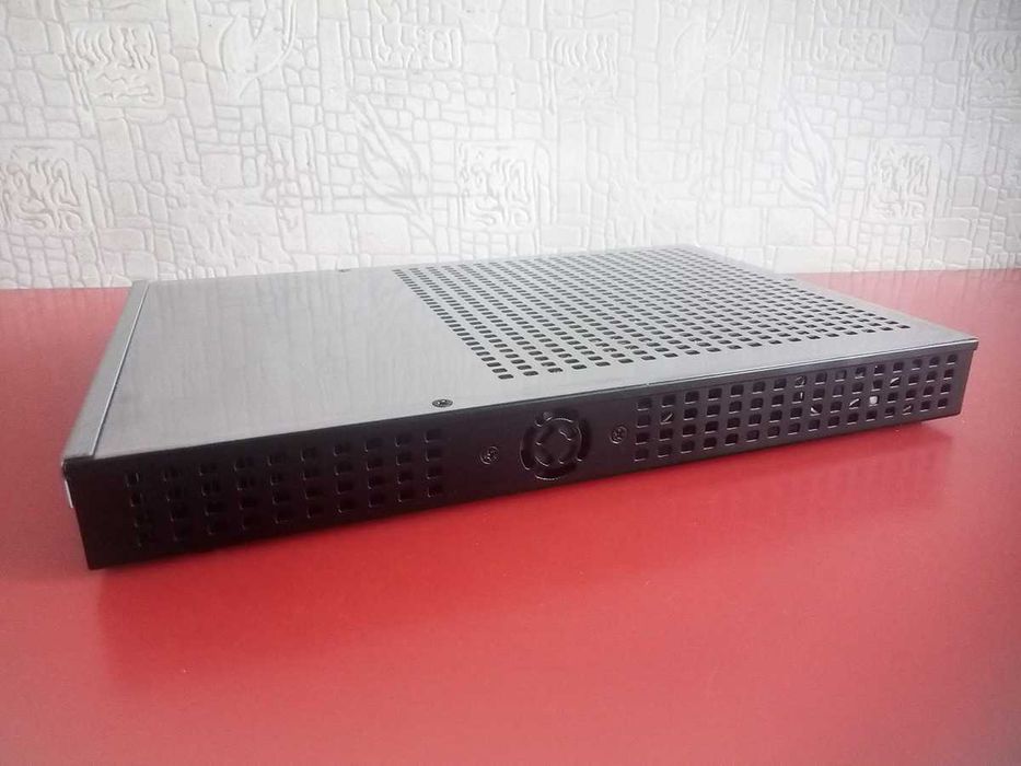 OneLan Thin Mini-ITX