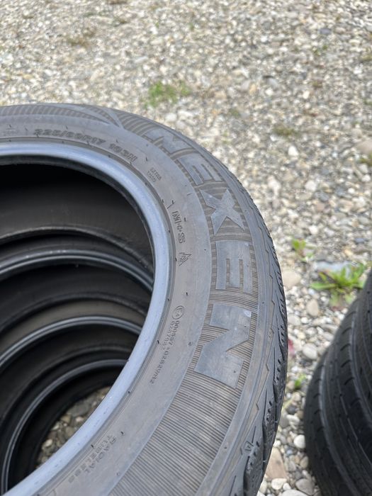 225/60/17 Nexen Win Guard SUV