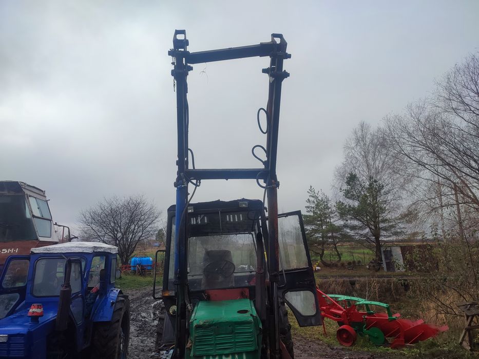 Фронтальний навантажувач кун ПКУ на т-40