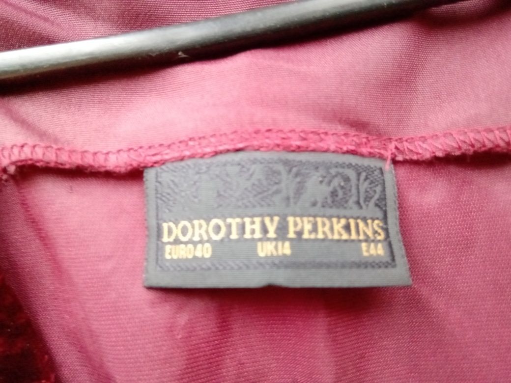 Жилетка женская Dorothy Perkins