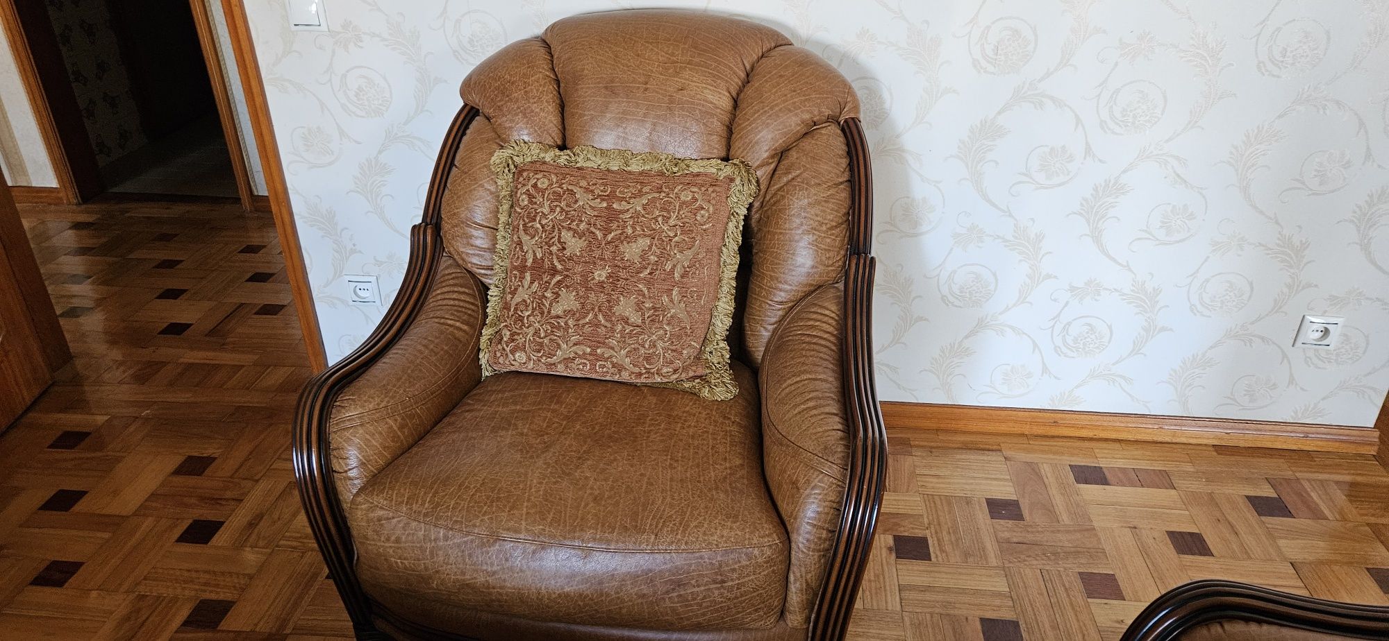 Ref har4 sofas em pele