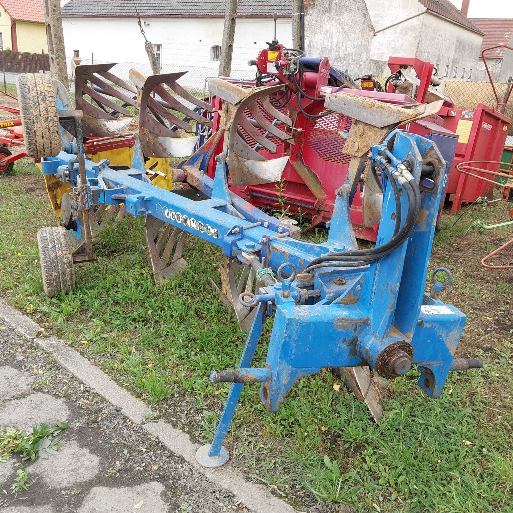 Pług obrotowy 4skibowy Rabewerk