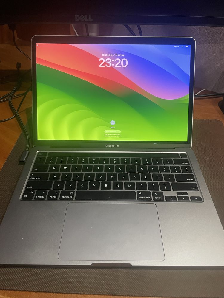 MacBook pro m1 256/8gb 13 свій без нюансів A2338