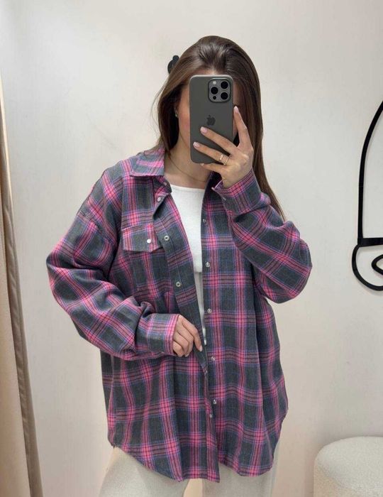 Жіноча картата сорочка