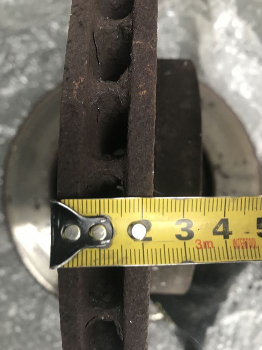 Продам диски тормозные Honda