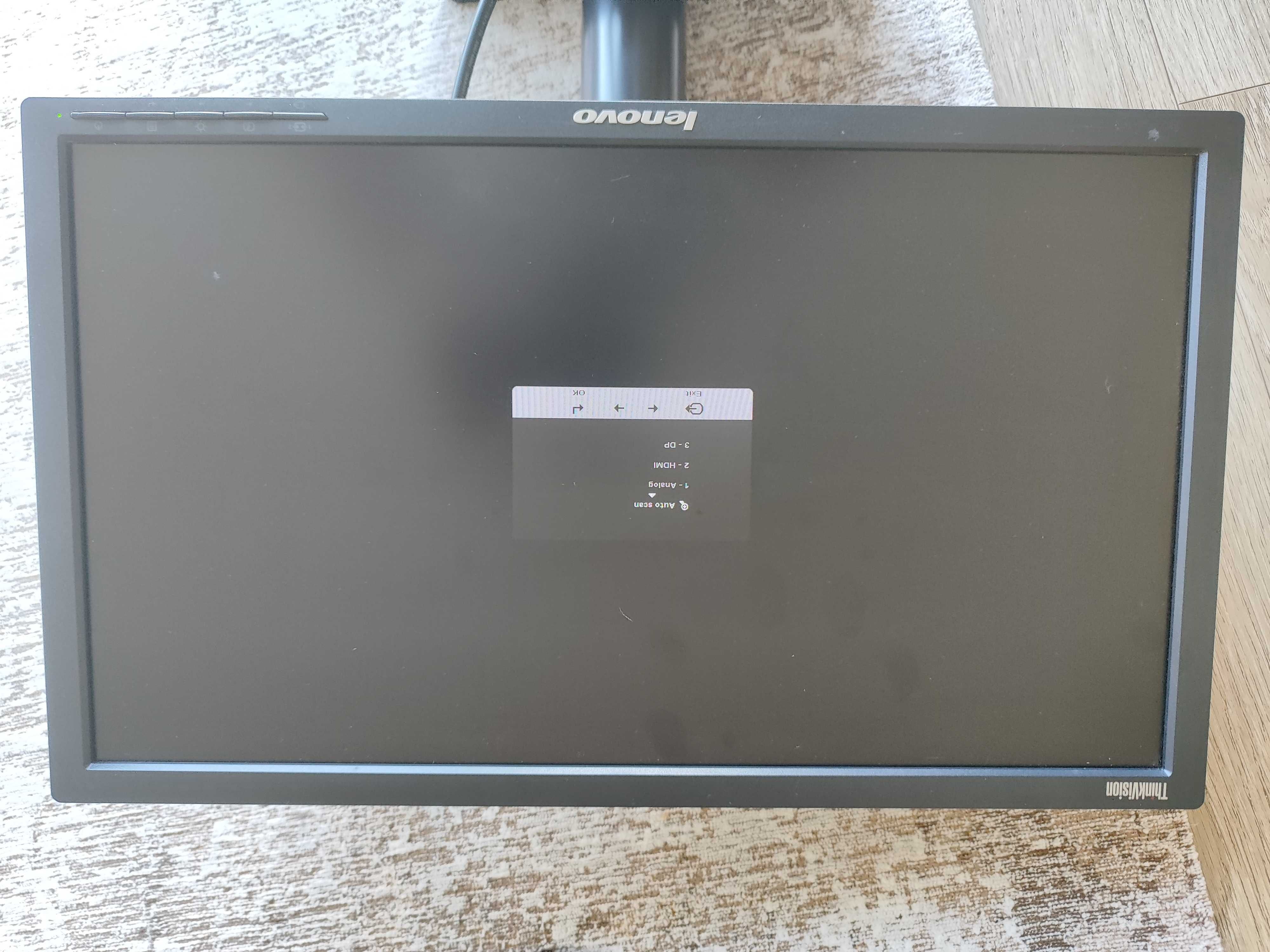 Monitor Lenovo ThinkVision LT2223PWC 21/22"