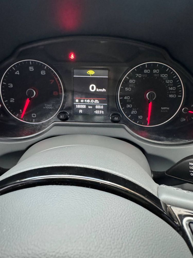 Q5 8R  s-line 2014