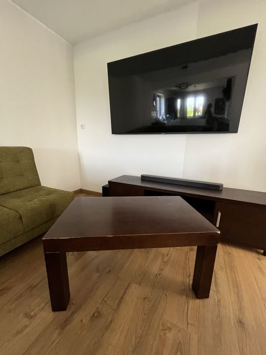 Stolik kawowy brązowy