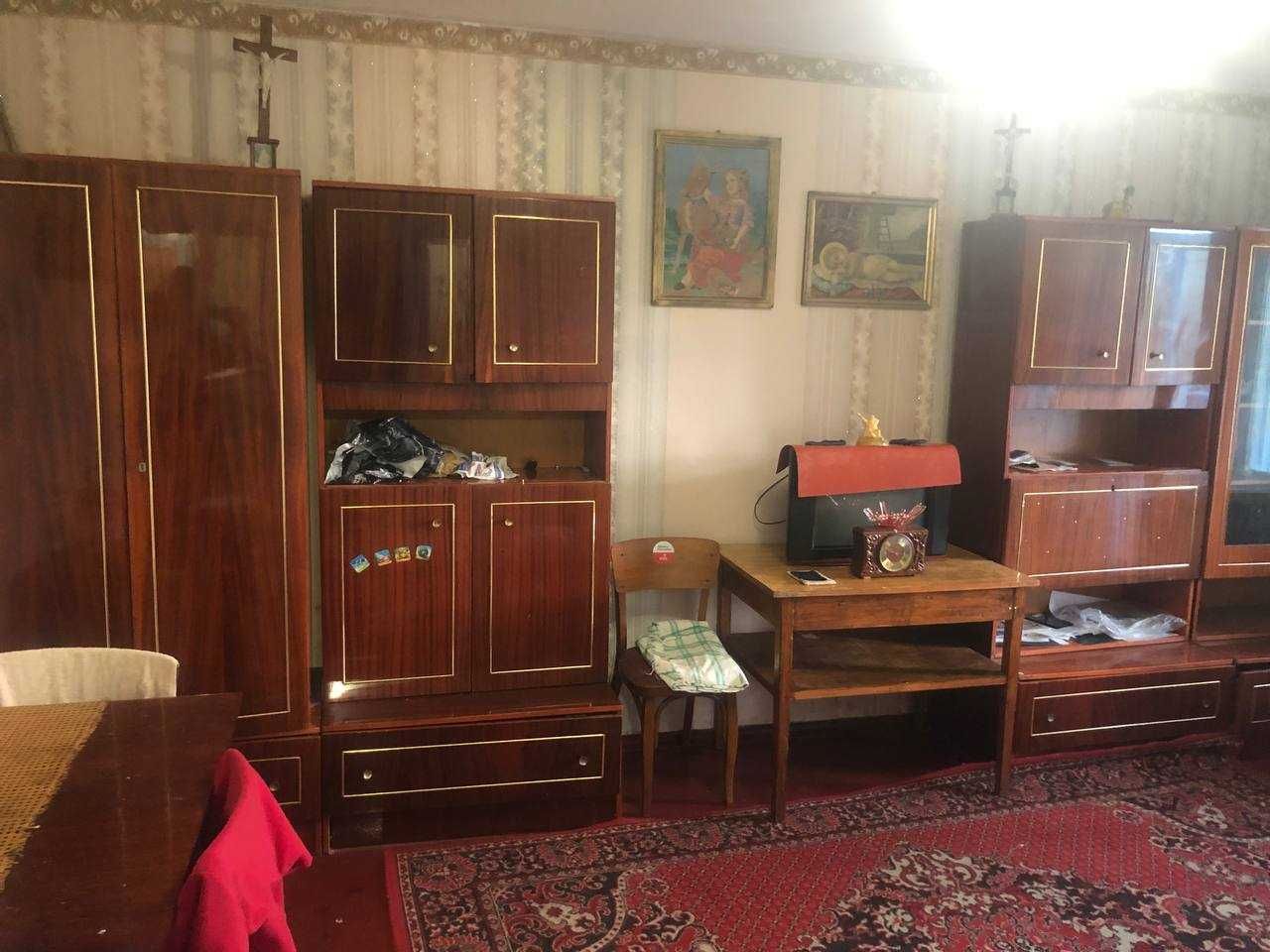 Продаж 1 к. Гречани
