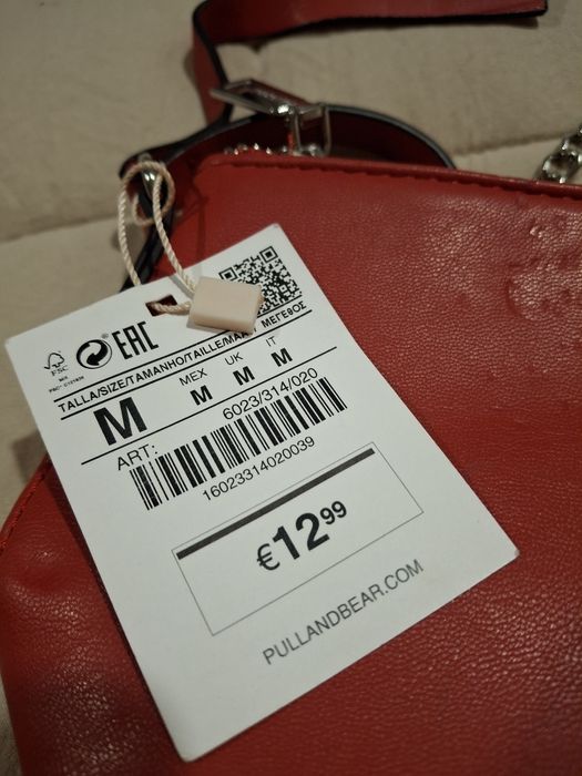 Mala tiracolo vermelha pull &bear