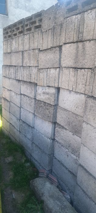 Sprzedam pustak żużlowy