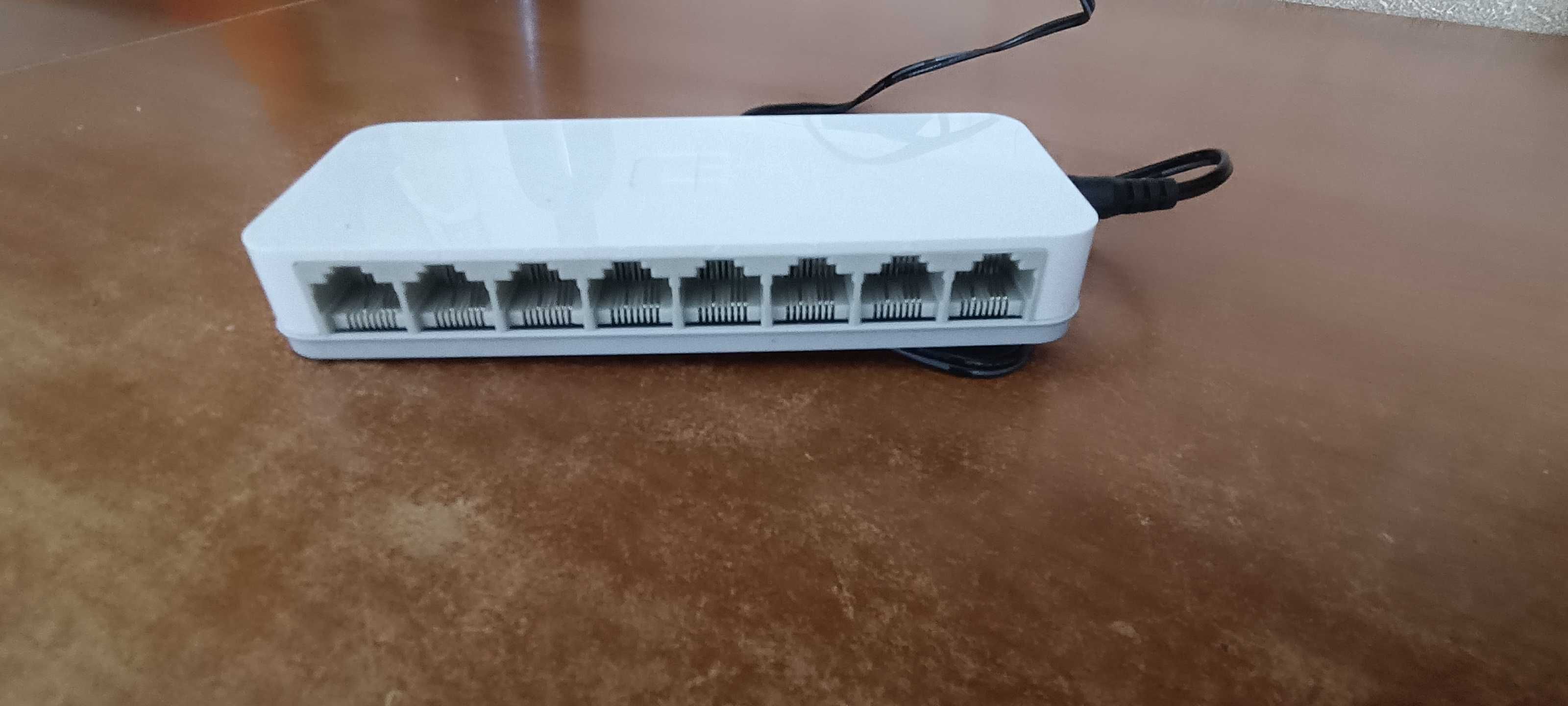 Комутатор D-Link DES-1008C switch
