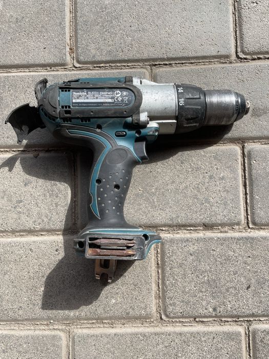 Wkrętarko wiertarka makita DHP451 18V