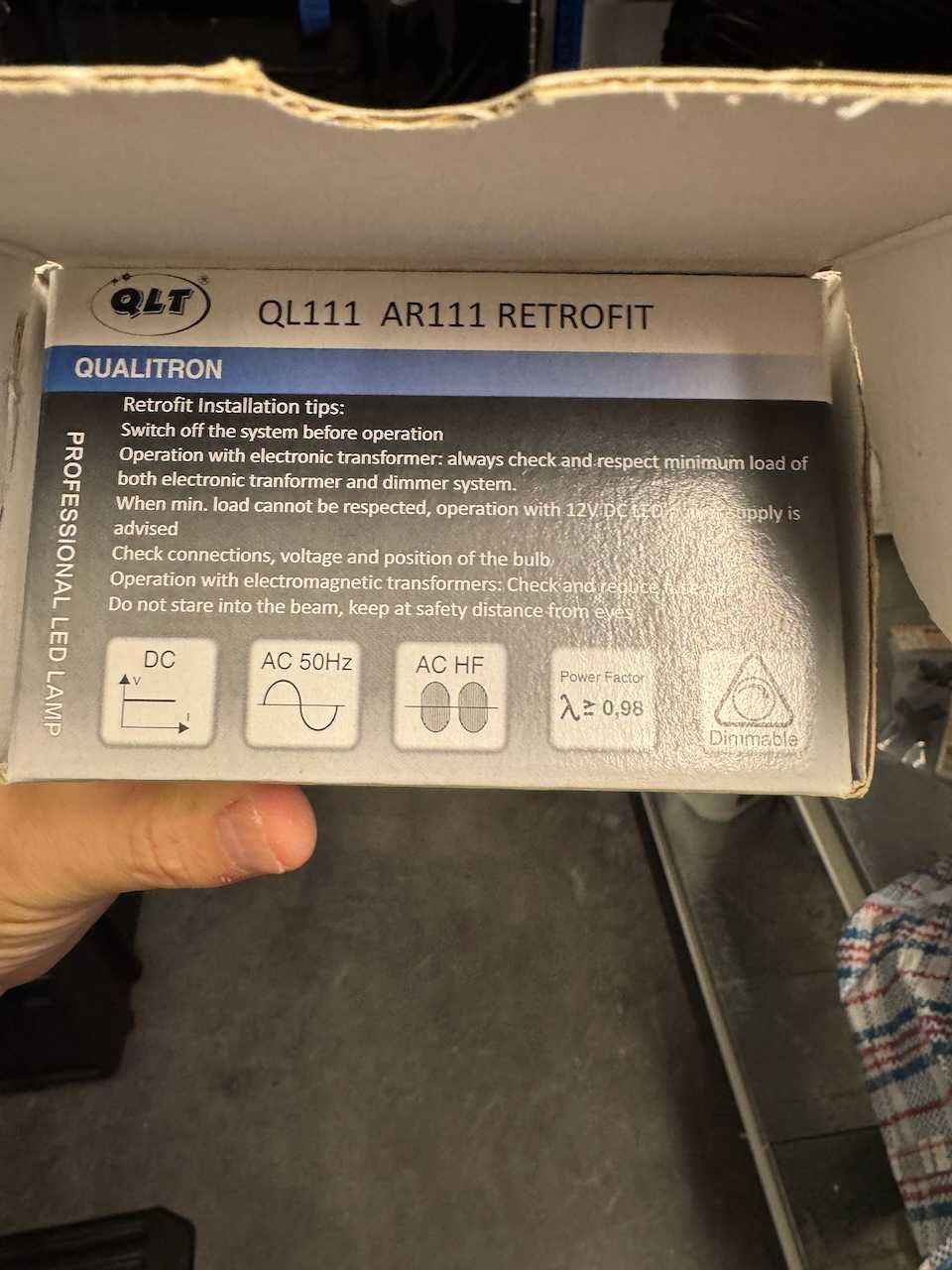 Lampada QLT - Q-Lamp QL111 15W Dimerizada Profissional Nova Italiana
