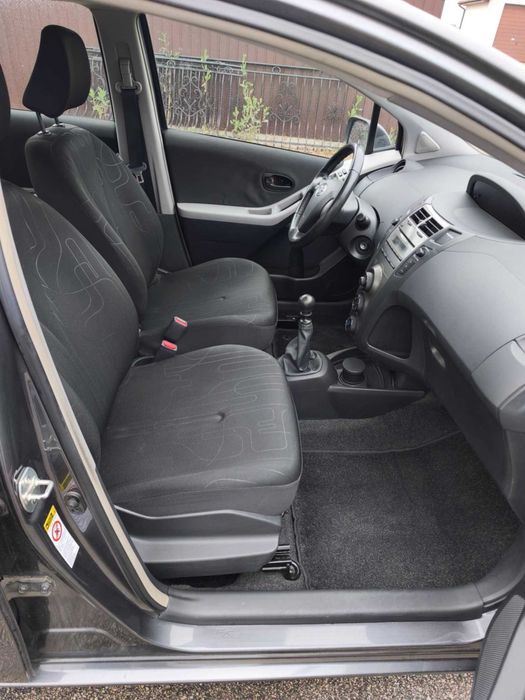 Toyota Yaris Jeden Właściciel Bezwypadkowy Z Niemiec