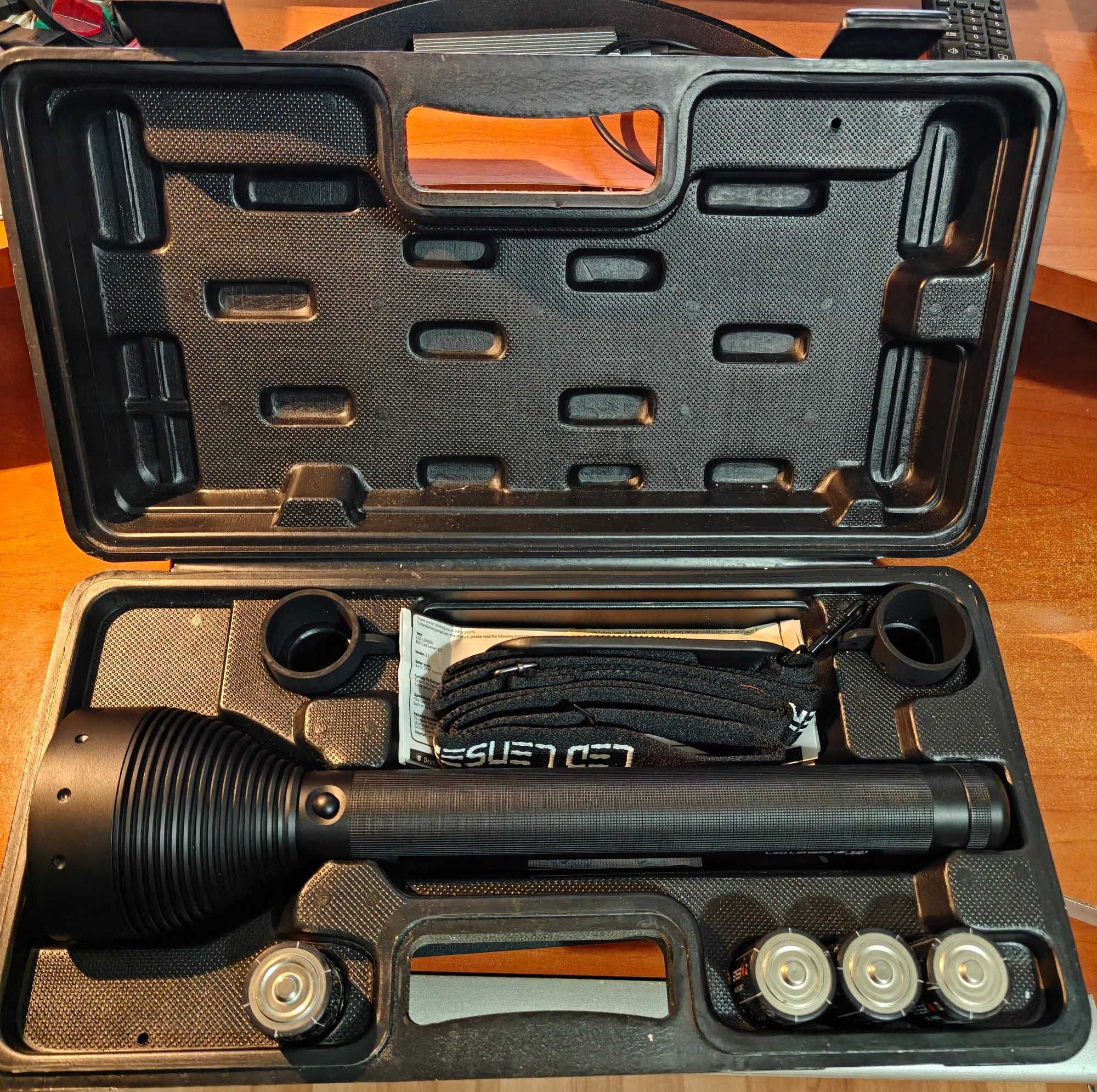 Lanterna Led Lenser X21