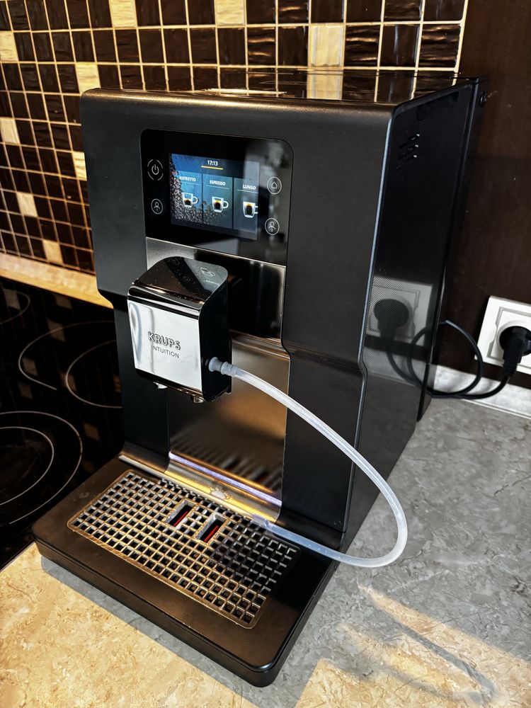 Krups Intuition EA875 - Bardzo Dobry Stan