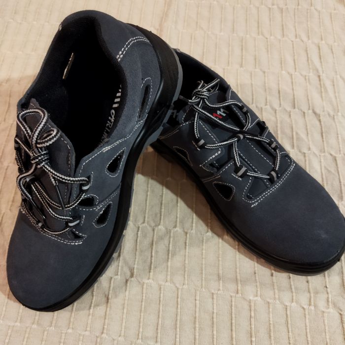 Сандалі шкіряні робочі босоніжки з металевим підноском, спецвзуття