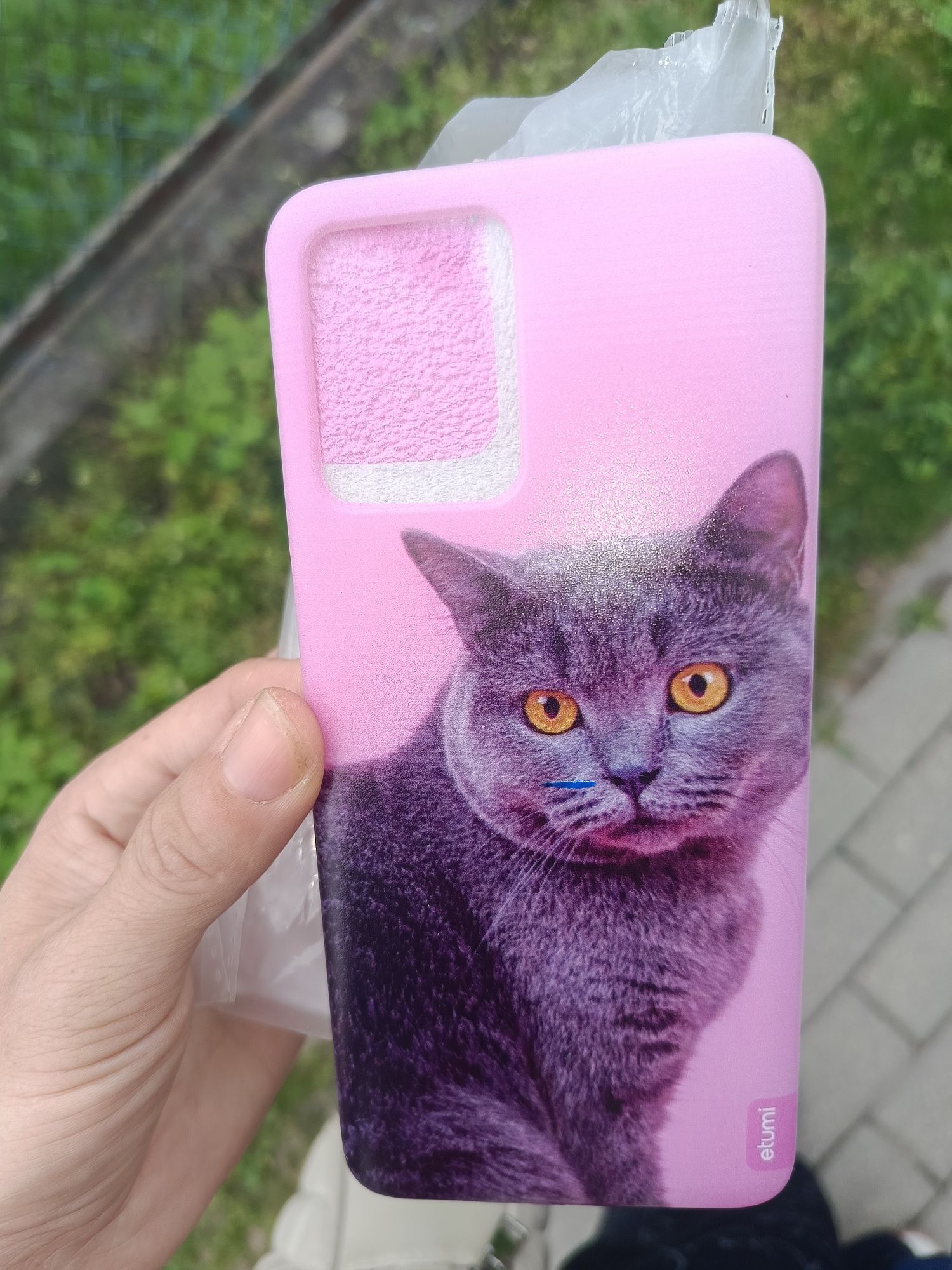 Sprzedam bardzo ładne etui Motorola G54 Stich  i kot5g