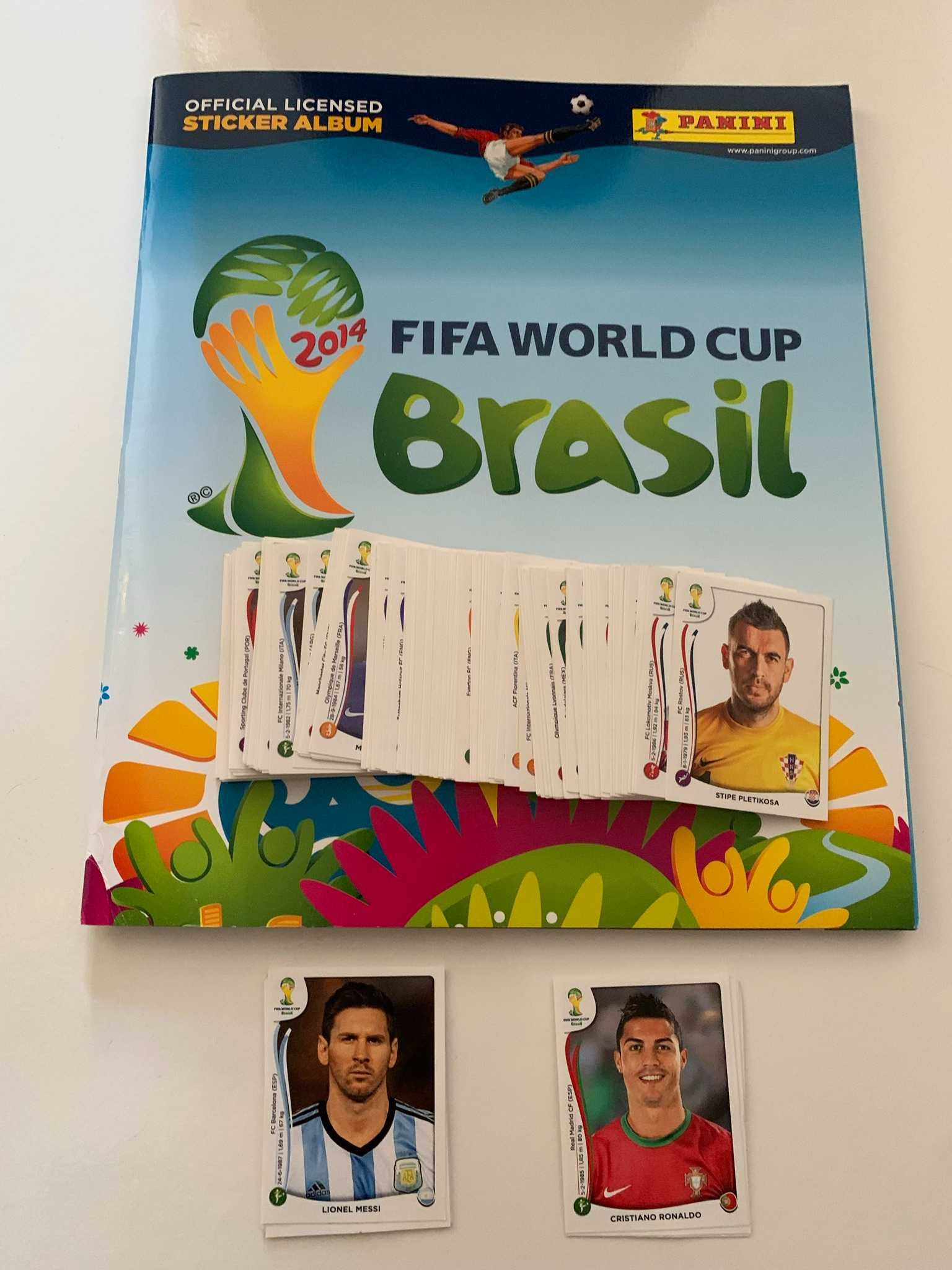 Vendo cromos Mundial 2014 (Panini) [88 diferentes]