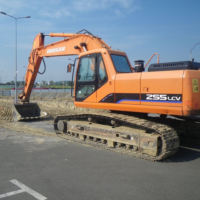 Продам Екскаватор гусеничний Daewoo Doosan 255LC, 25тн., 2007р, 8000км