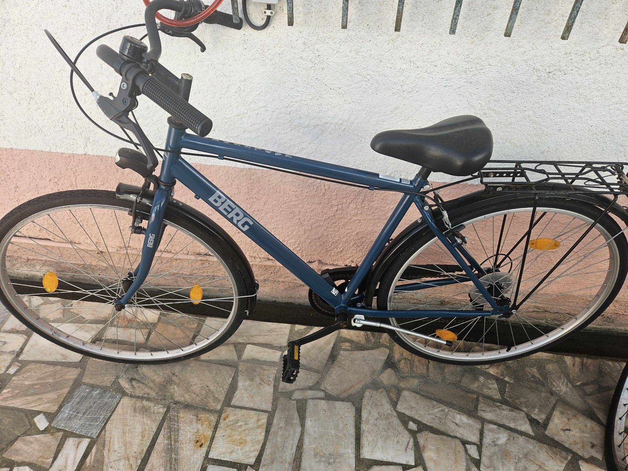 Vende se bicicleta quase nova