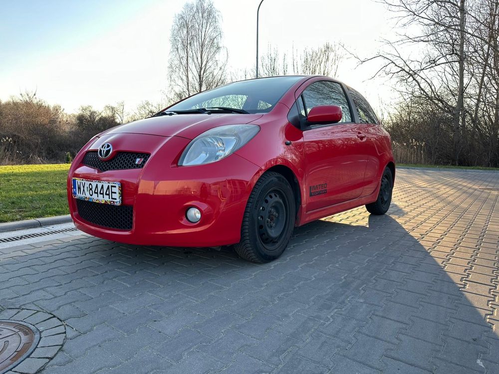 Toyota Yaris ts 1.8